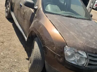 Renault Duster Scrap Car for Sale Renault Duster Scrap Car for Sale