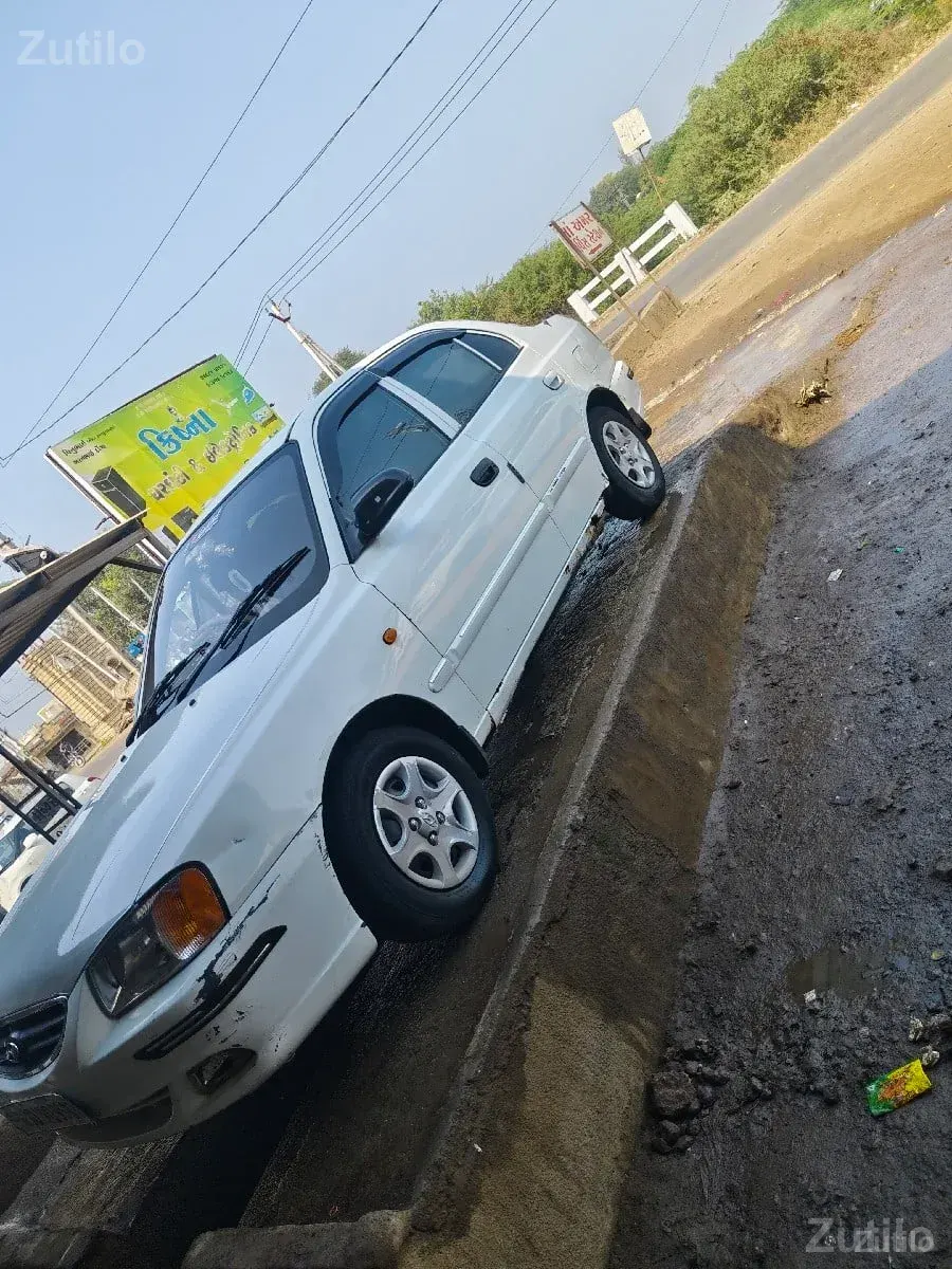 hundai accent આપવાની છે - Cars - Surat City - Image 2