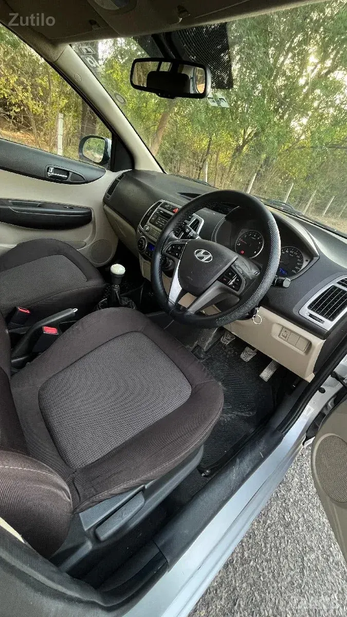 i20 sportz ABS -2014 model - Cars - Rajula - Image 3