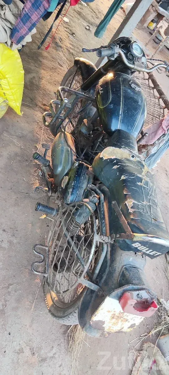 Old Royal Enfield Bullet Bike for Sale - બાઇક્સ - વાંકાનેર - Image 2
