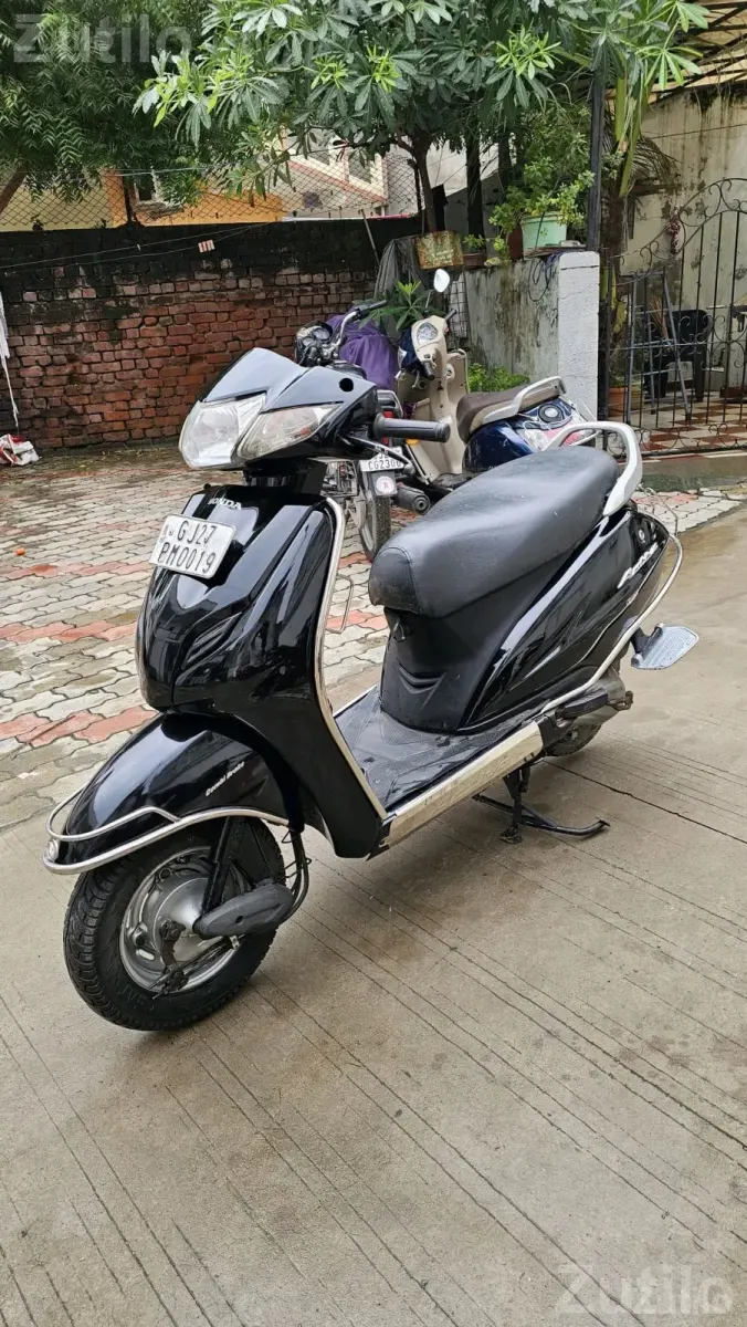 2017 Honda Activa 3G Scooter - બાઇક્સ - અમદાવાદ શહેર - Image 5