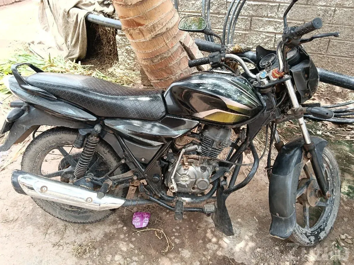 Bajaj Discover 100cc Motorcycle for Sale - બાઇક્સ - ખંભાળિયા - Image 2