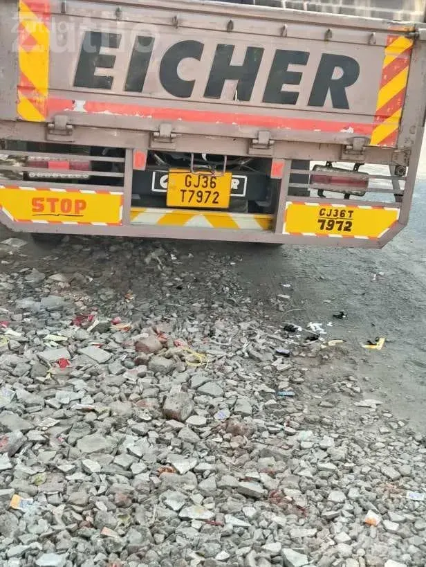 Eicher Pro 2059 14 Ft Truck 2020 - ટ્રક અને લોરી - મોરબી - Image 5