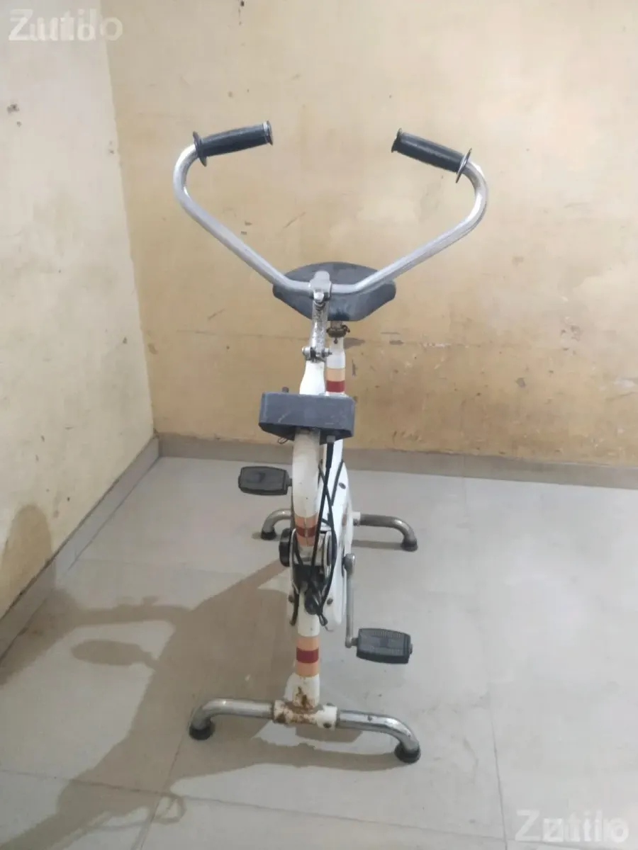 Exercise Cycle for Home Gym Use - Gym & Fitness Equipment - Ahmedabad City - Image 4