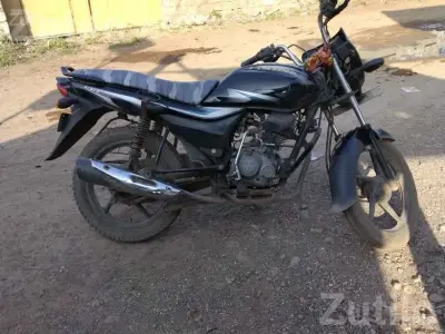 Black Hero HF Deluxe Bike