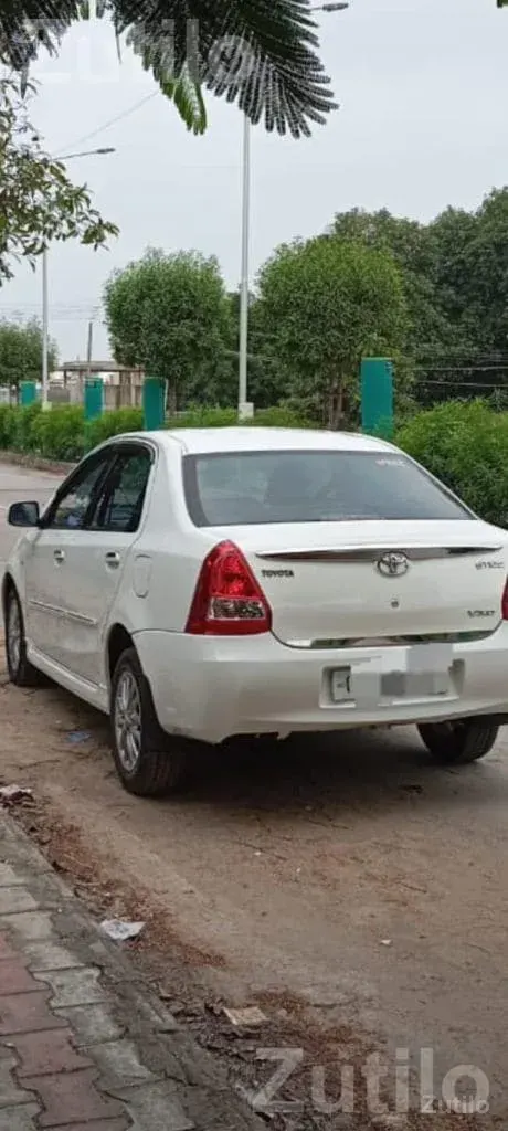 Toyota Etios VXD Diesel 2012 - Cars - Vadali - Image 3