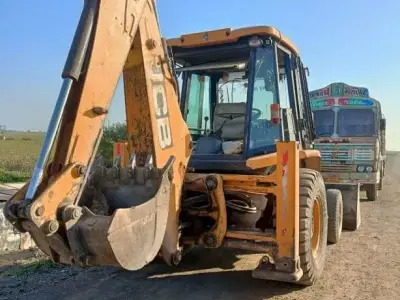 2016 JCB Backhoe Loader with 80% Tyres