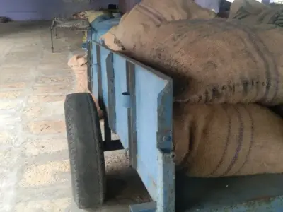Heavy Duty Wheeled Cart for Goods Transport Heavy Duty Wheeled Cart for Goods Transport