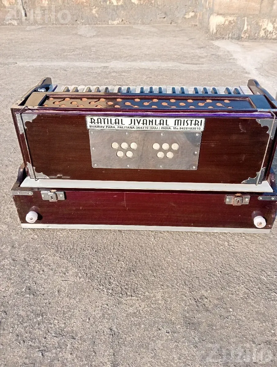 Harmonium Musical Instrument - Musical Instruments - Mangrol - Image 3