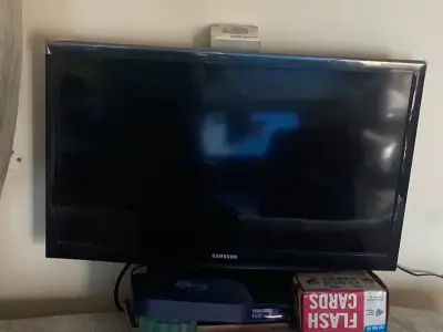 Sanyo 42” android lcd