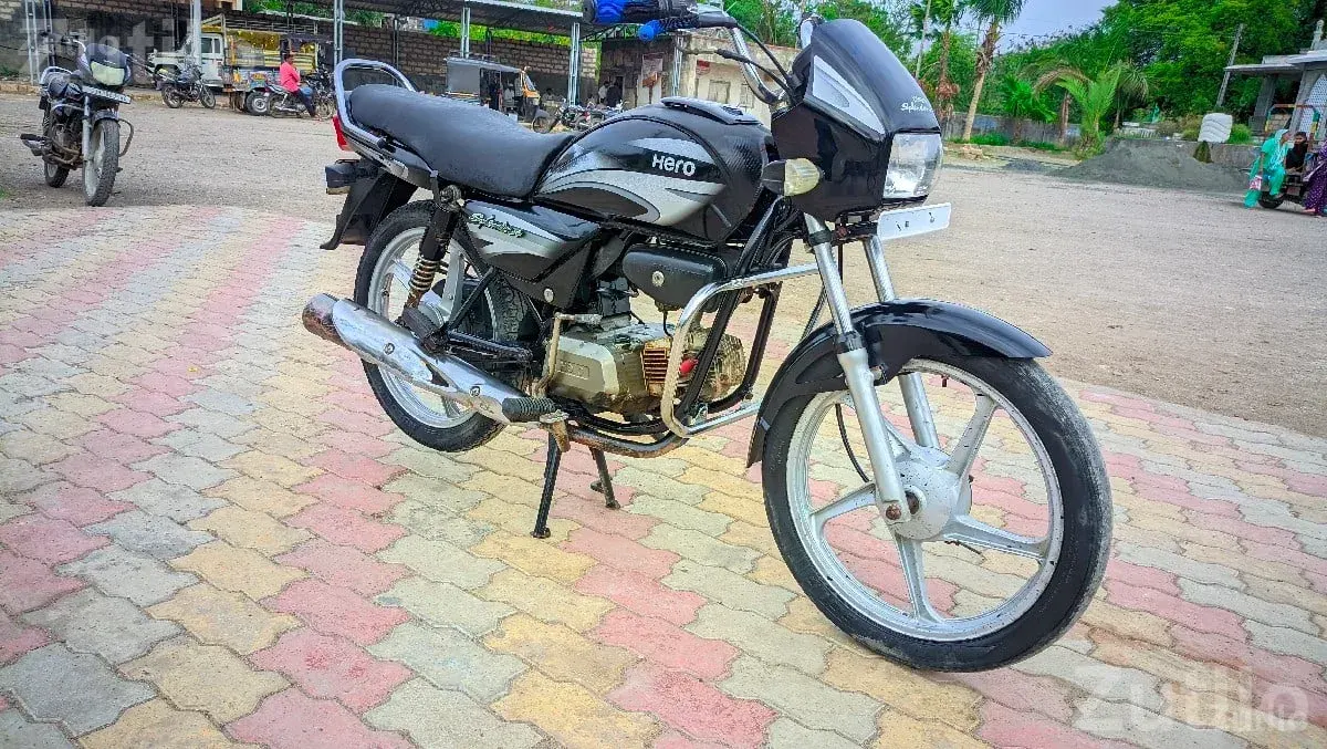 Hero Bike 2016 with No Engine Fault - Bikes - Bhanvad - Image 2