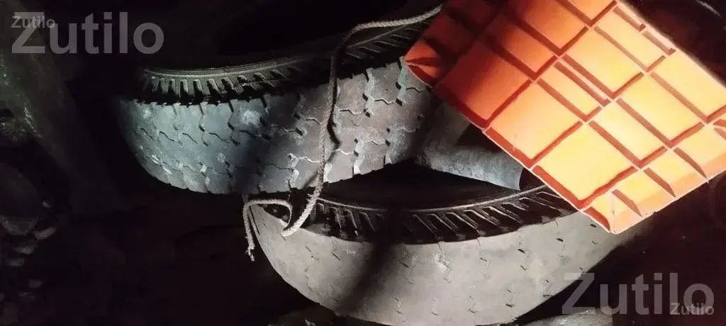 MRF 10.00-20 Truck Tyres Set of 2 - ઓટો પાર્ટ્સ - પોરબંદર - Image 2