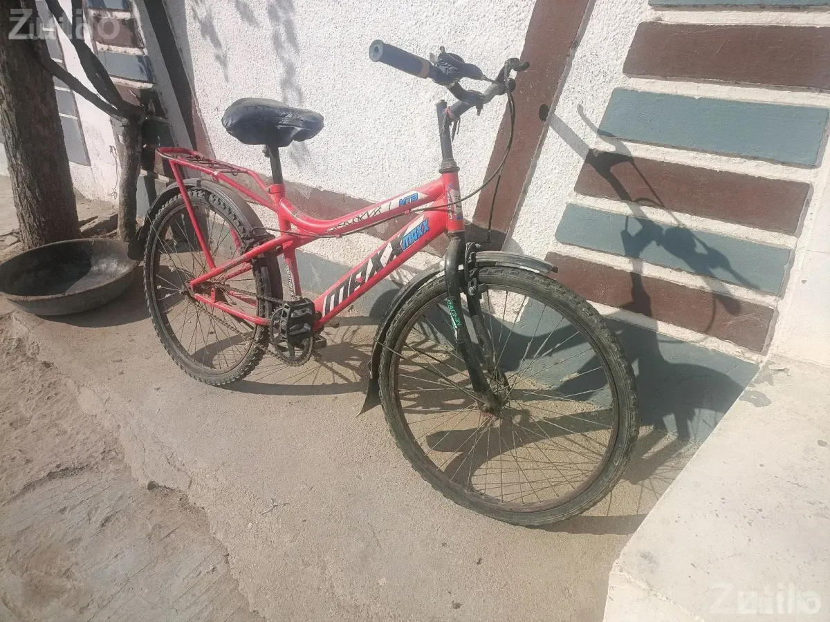 Red Bicycle for Daily Use in Good Condition - Bicycles - Tharad - Image 3