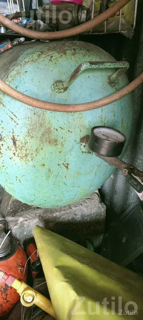 400 Pound Tank Double Piston Air Compressor - Machinery - Talaja - Image 4