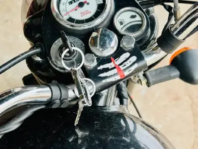 Royal Enfield Classic 350 2021 Bike Royal Enfield Classic 350 2021 Bike
