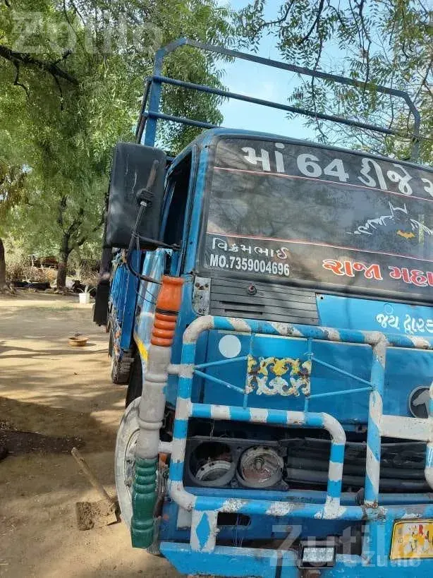 2003 Eicher 14 Ft Commercial Truck - ટ્રક અને લોરી - પાલનપુર - Image 3