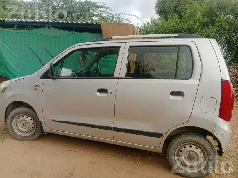 2010 Maruti Suzuki WagonR with Working AC - Cars - Deesa - Image 4