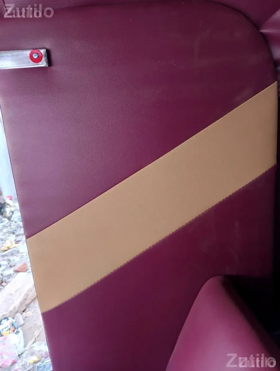 2010 Auto Rickshaw Passenger Vehicle - ઓટો રિક્ષા - સુરત શહેર - Image 4