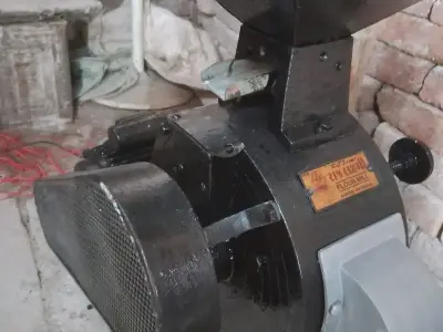 Domestic Flour Mill Atta Chakki Machine Domestic Flour Mill Atta Chakki Machine