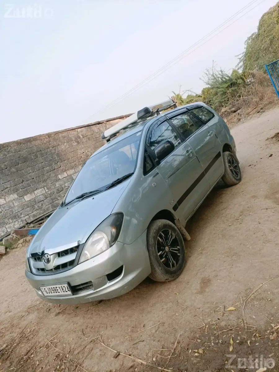 Toyota Innova 2005 Diesel 2nd Owner - Cars - Palanpur - Image 4