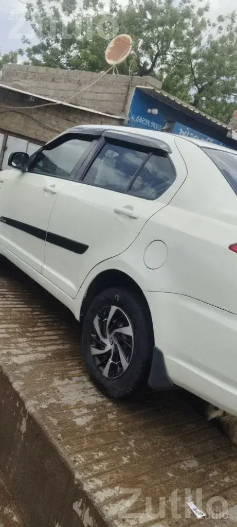 2011 Maruti Suzuki Swift Dzire Sedan - Cars - Vallabhipur - Image 5