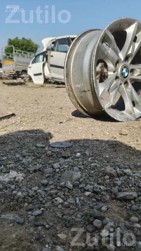 BMW X1 17 Inch Alloy Wheels - ઓટો પાર્ટ્સ - પાલીતાણા - Image 3