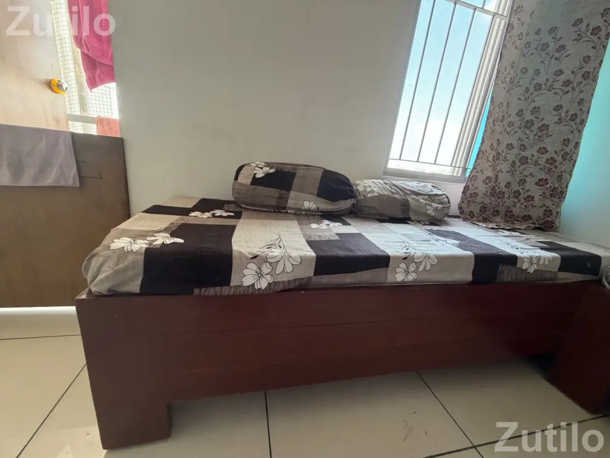 Storage seti with mattress and pillows - Beds & Mattresses - Vadodara City - Image 2