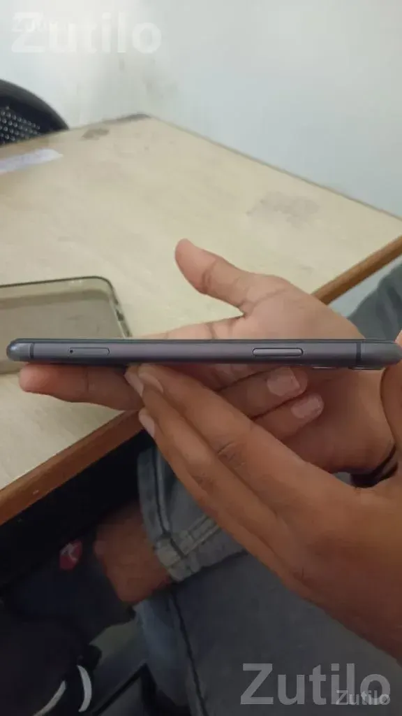 Apple iPhone 11 128GB International Variant - મોબાઇલ ફોન - જુનાગઢ - Image 2
