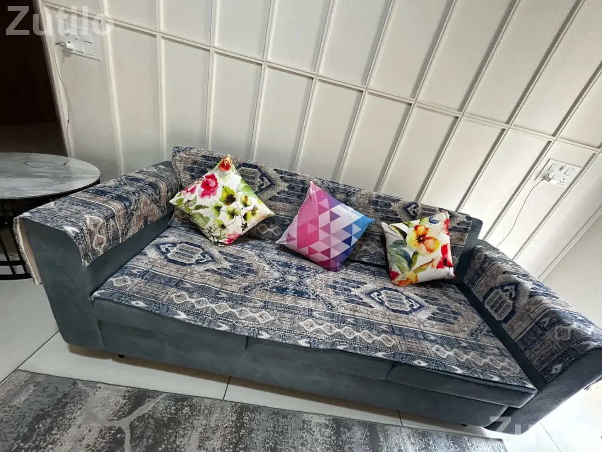 Used sofa - સોફા સેટ અને કાઉચ - સાણંદ - Image 5