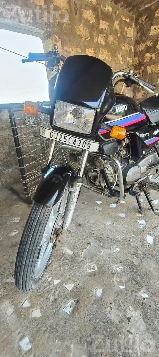 2005 Hero Honda Splendor Motorcycle - બાઇક્સ - પોરબંદર - Image 3