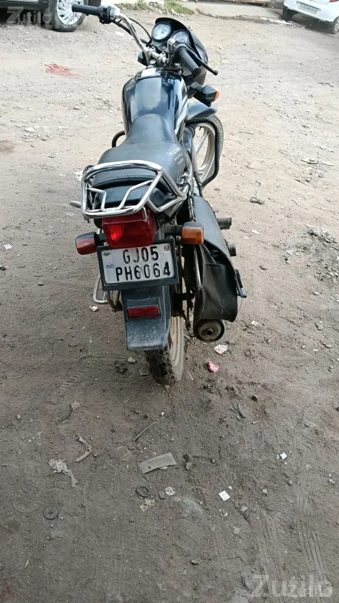 2017 Bike for Sale Original Condition - Bikes - Khambhalia - Image 5