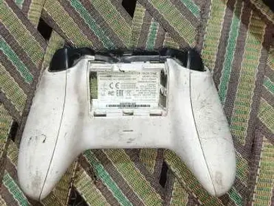 Bluetooth Game Controller for TV and Mobile