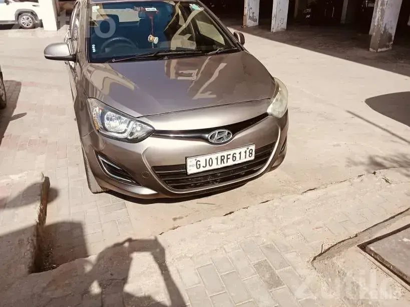 2014 Hyundai i20 Magna Petrol CNG - Cars - Kalol - Image 4