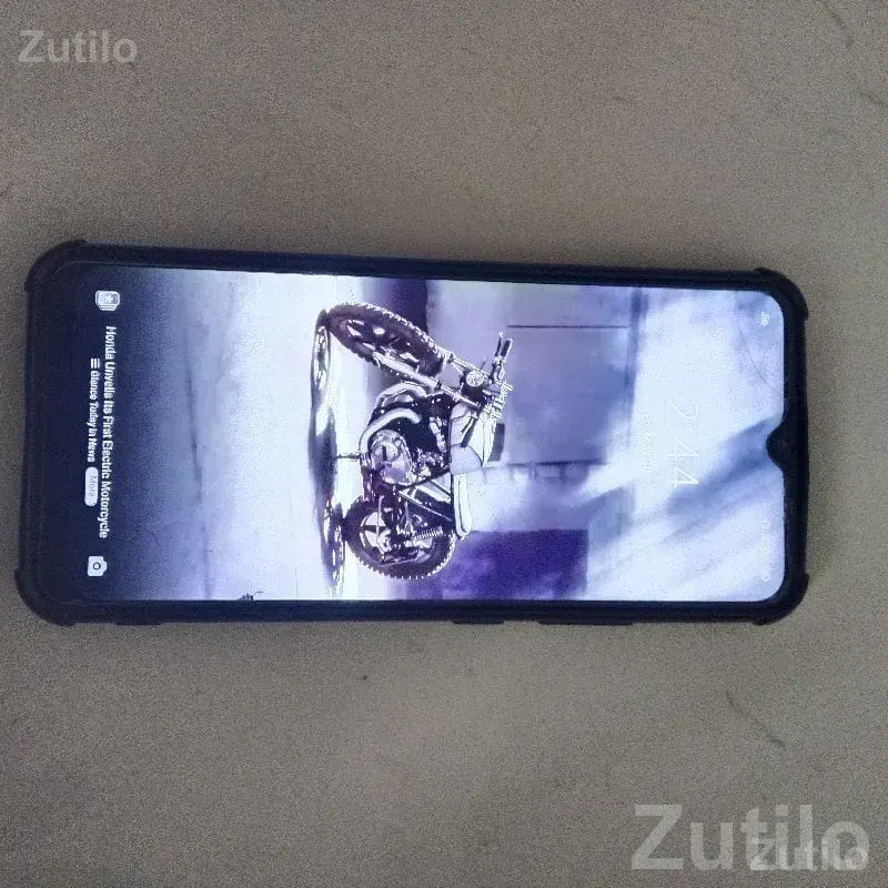 Triple Camera Smartphone with Krishna Case - મોબાઇલ ફોન - લાલપુર - Image 2