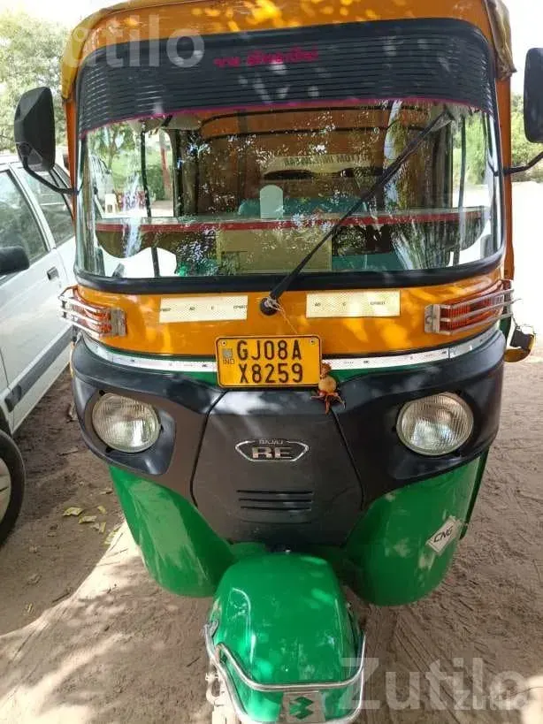 Bajaj RE CNG Auto Rickshaw with Active Loan - ઓટો રિક્ષા - ડીસા - Image 2