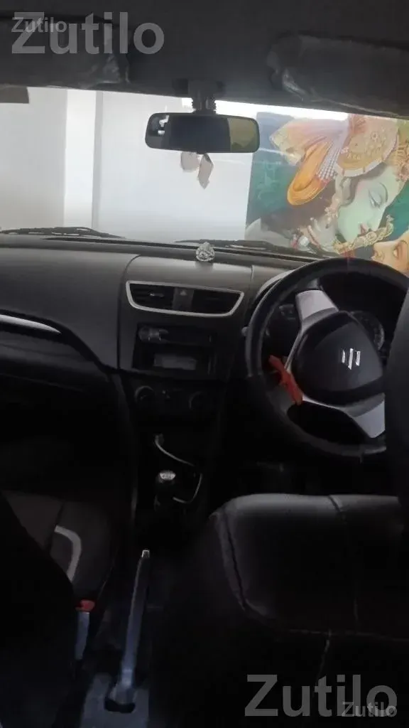 2013 Maruti Suzuki Swift Petrol Car - કાર - રાજકોટ શહેર - Image 4