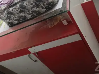 Mobile Shop Counter Table with Glass Top