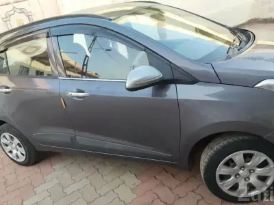 Hyundai Grand i10 Grey Hatchback Hyundai Grand i10 Grey Hatchback