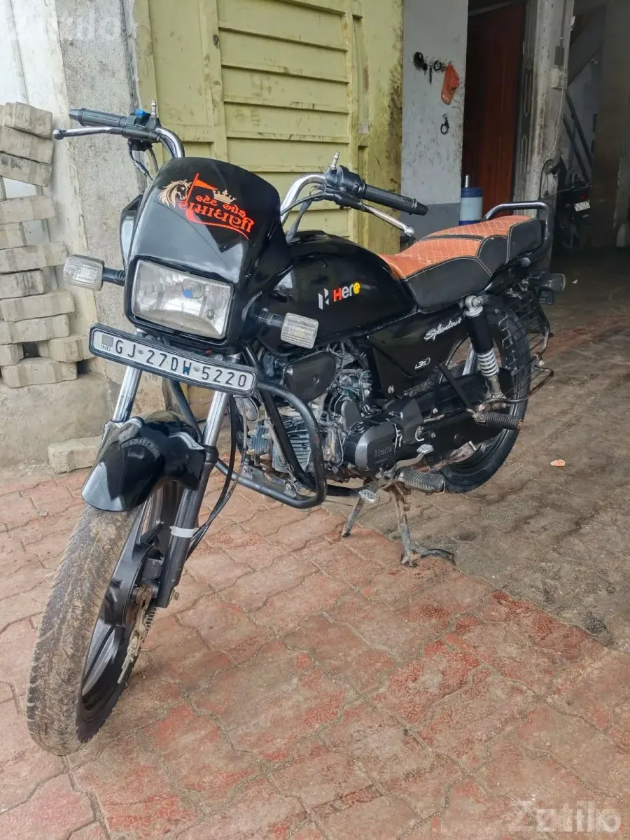 2022 Model Two Owner Used Bike - Bikes - Savarkundla - Image 3