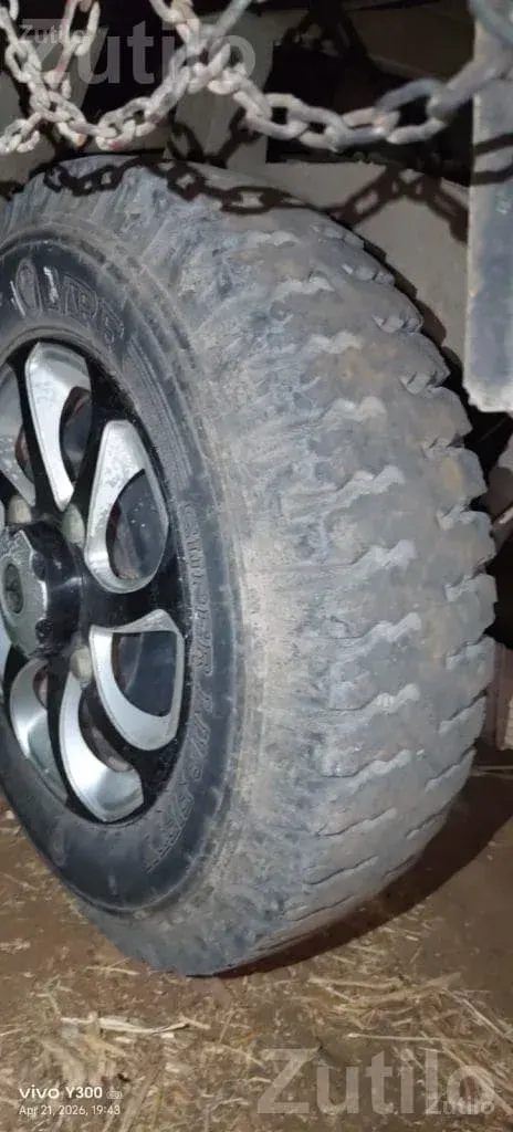 Car Tyre With Alloy Wheel - ઓટો પાર્ટ્સ - નસવાડી - Image 3