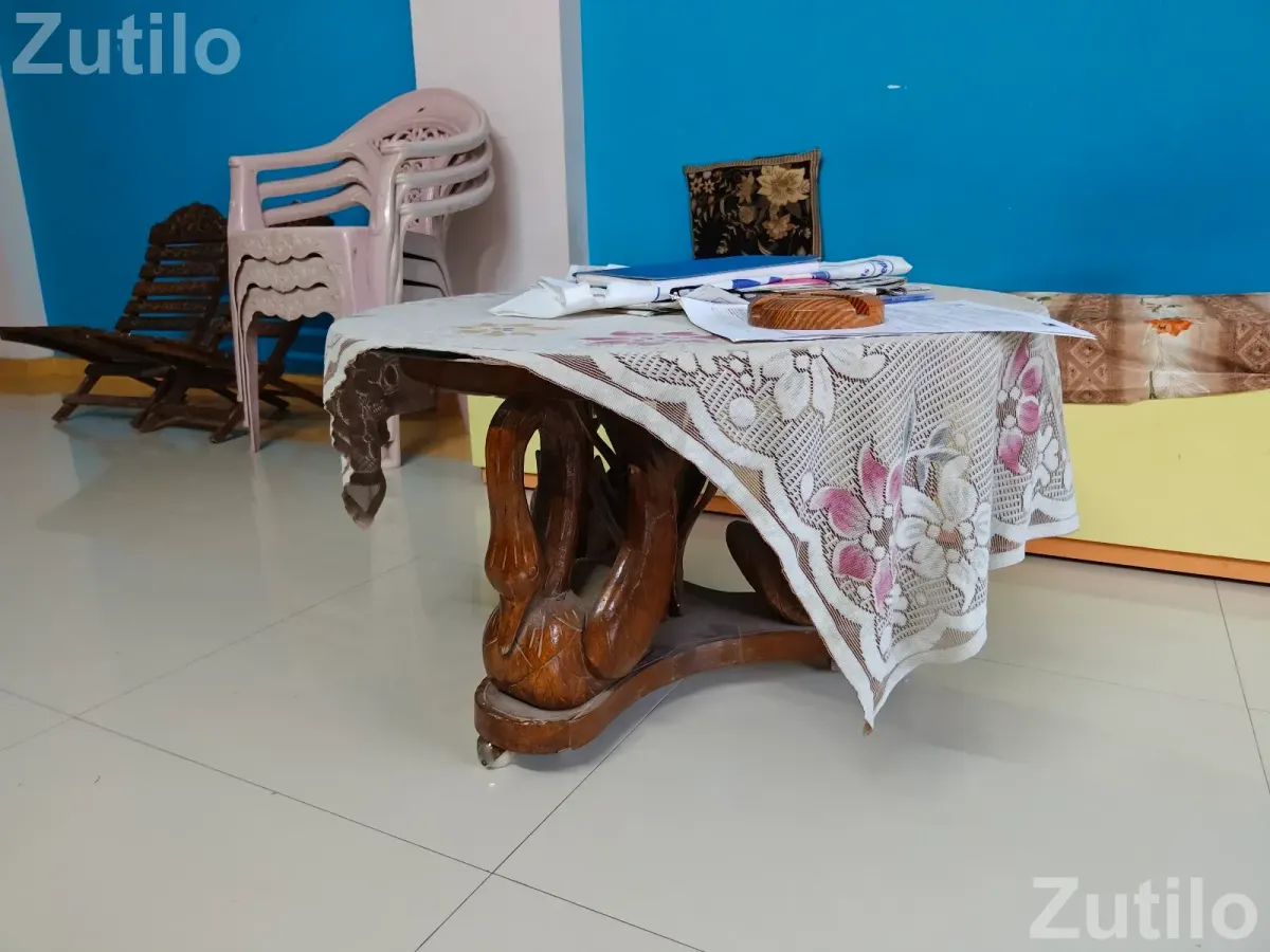 One 3 seater sofa, 2 seater side sofa and 3 legged table with glass top - Sofa Sets & Couches - Gandhinagar City - Image 2