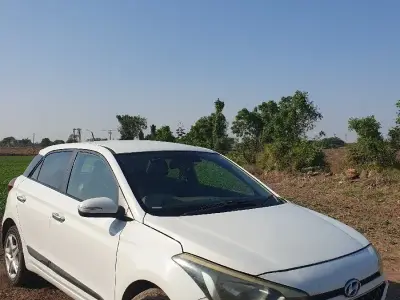 Hyundai i20 Asta Diesel White Hatchback Hyundai i20 Asta Diesel White Hatchback