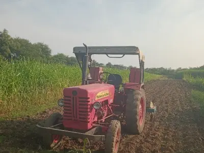 ટ્રેકટર વેચવાનું છે ટ્રેકટર વેચવાનું છે