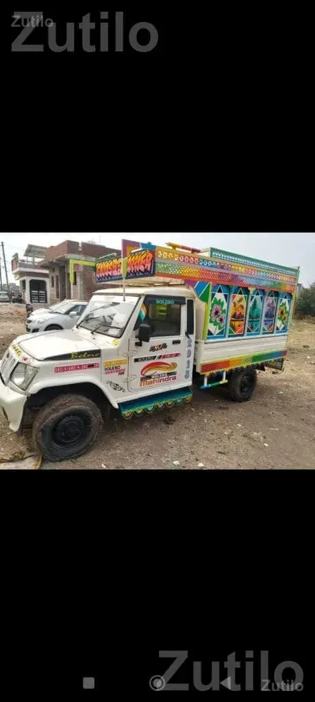 2015 Mahindra Pickup with New Insurance - Trucks & Lorries - Godhra - Image 3