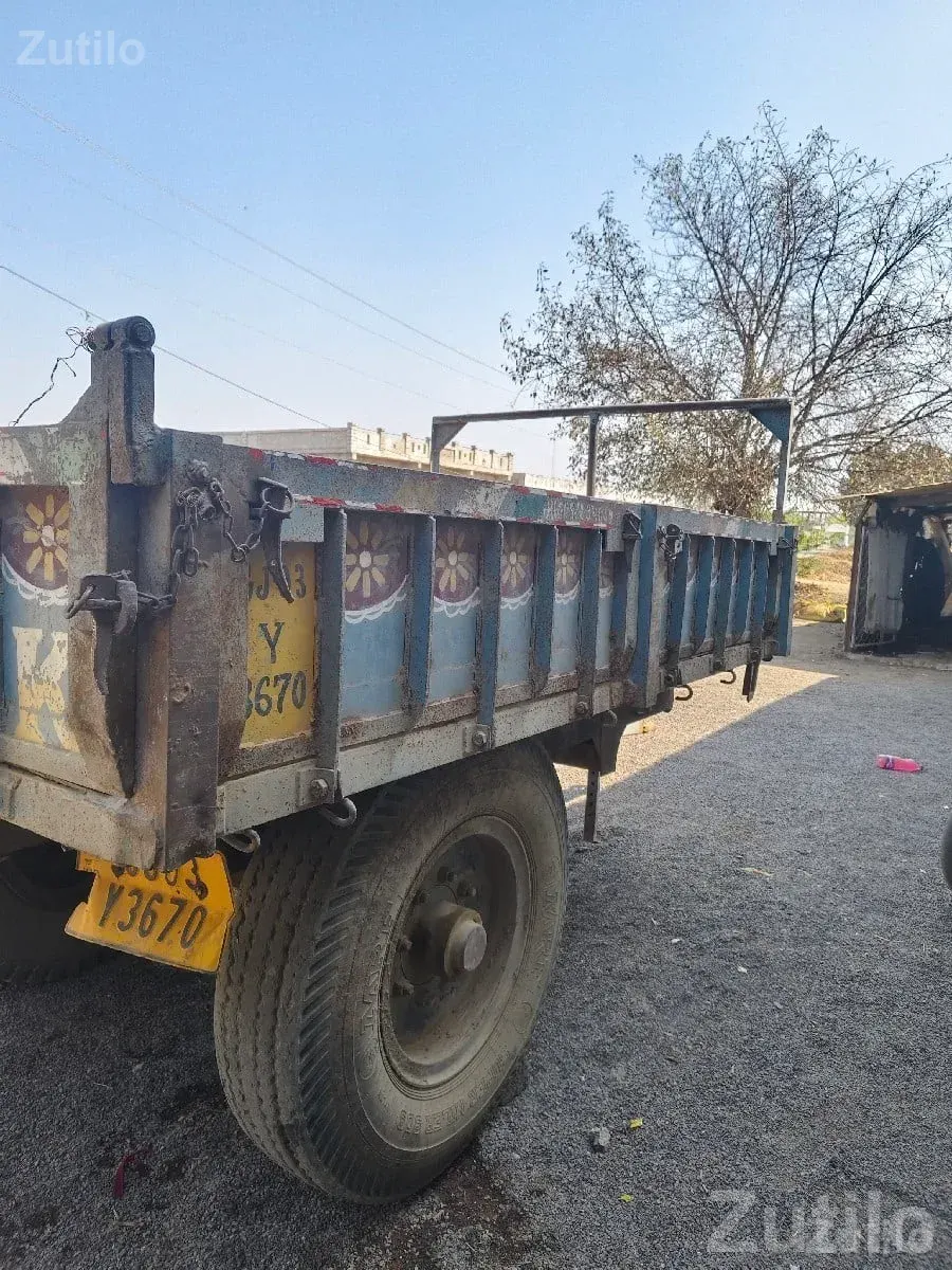 Used 90 Ft Tractor Trolley for Sale - Construction Vehicles - Lathi - Image 2