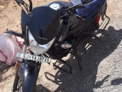 2016 Honda Motorcycle in Good Condition 2016 Honda Motorcycle in Good Condition