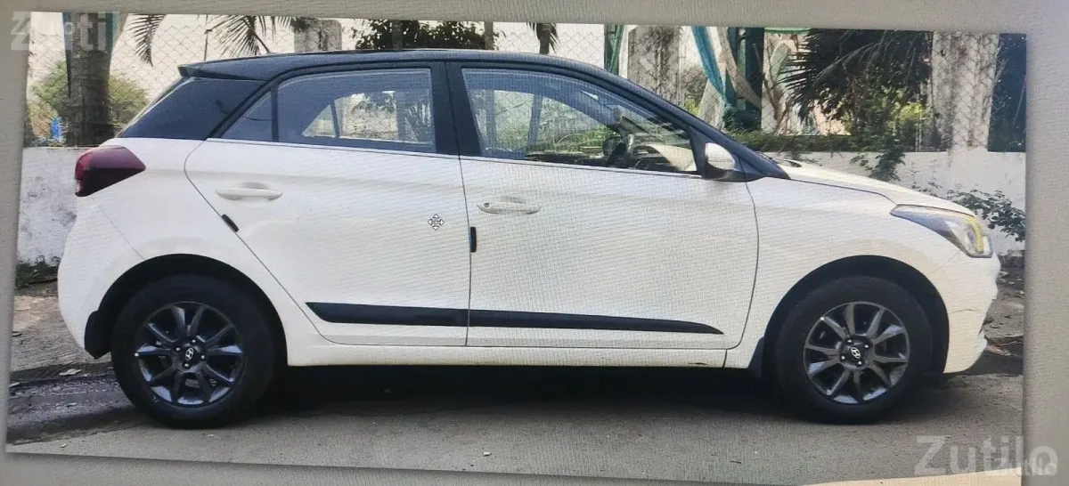 Hyundai i20 Sportz 2020 Dual Tone - Cars - Rajkot City - Image 3