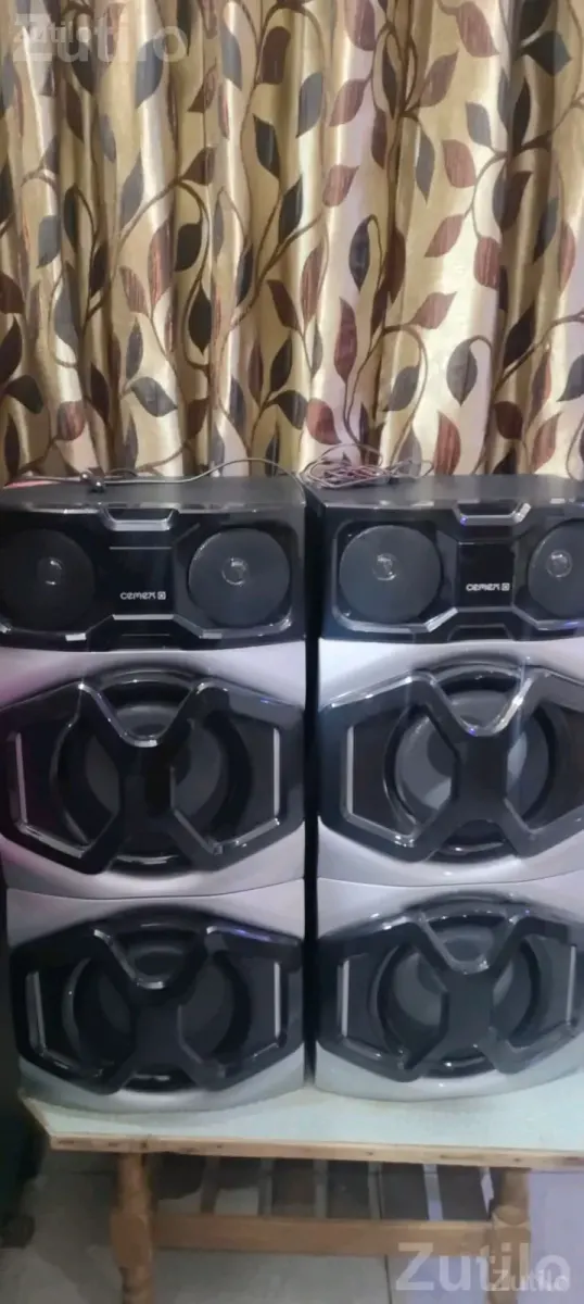 DJ Sound Box with 2 Wireless Microphones - Musical Instruments - Bhavnagar City - Image 3