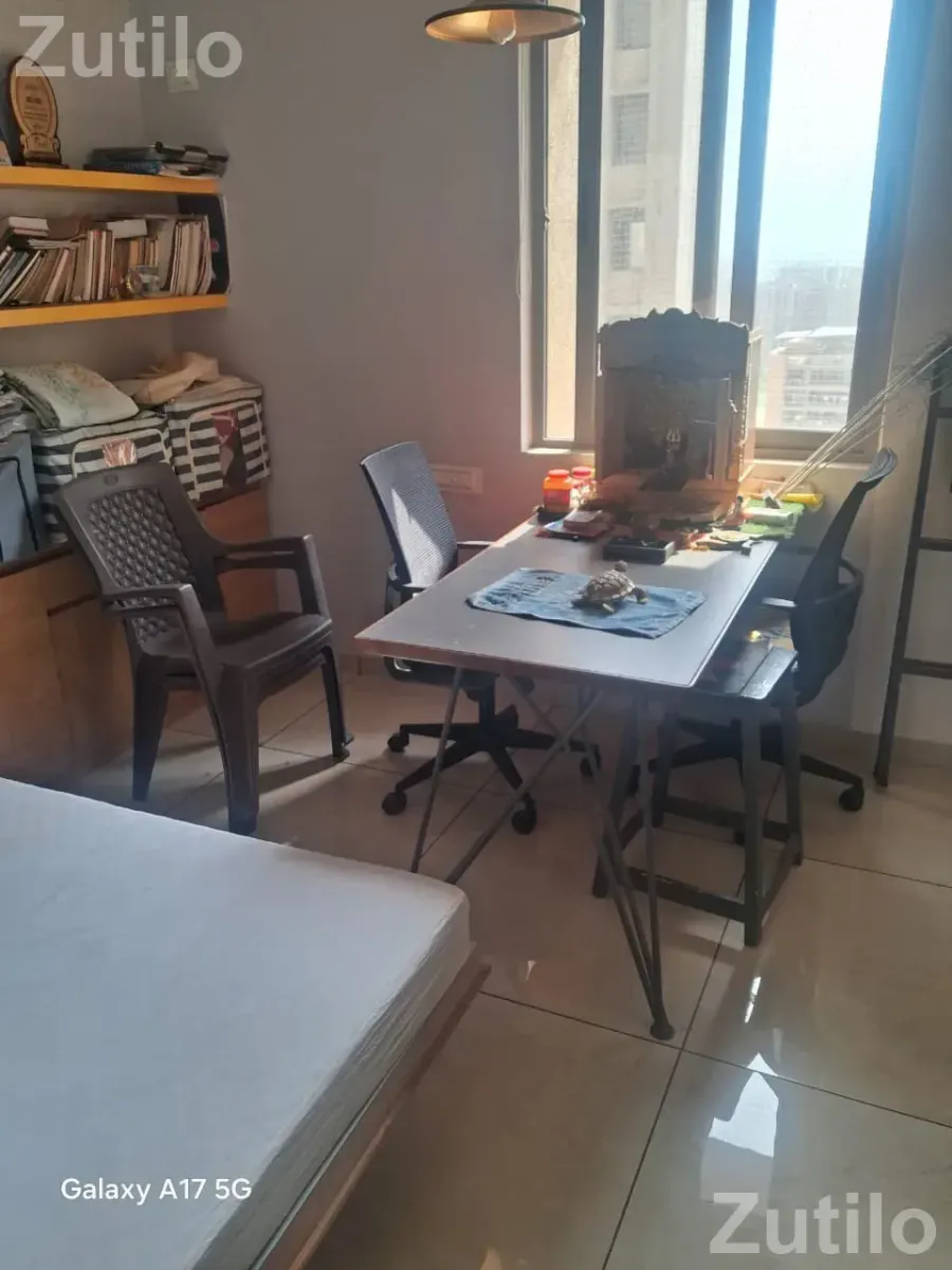 3bhk flat - House for Sale - Ahmedabad City - Image 5