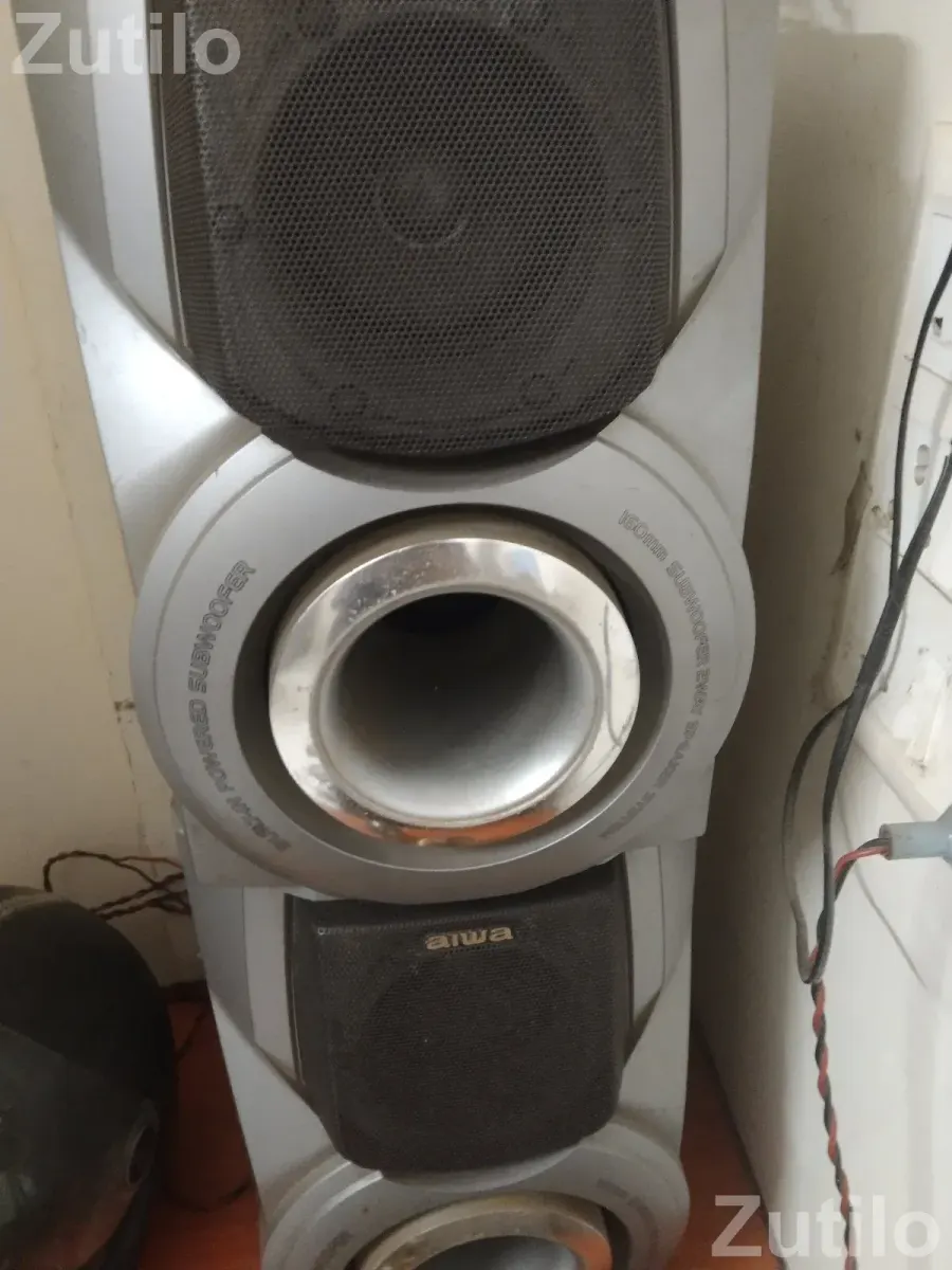 Maine new speaker Liya Hai LG ka isliye do sub woofer bechne ke liye dale h - ઇલેક્ટ્રોનિક ઍક્સેસરીઝ - ગાંધીનગર શહેર - Image 2